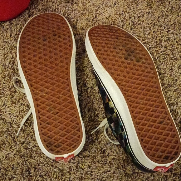 Mens multicolor checkered Vans - Picture 3 of 6